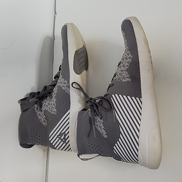 Women's Reebok Hayasu Ultraknit Sneaker Grey White Size 7 - Picture 4 of 15